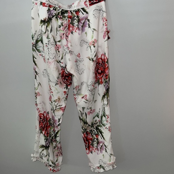 Floral Cropped Pants from River Island - Picture 5 of 10